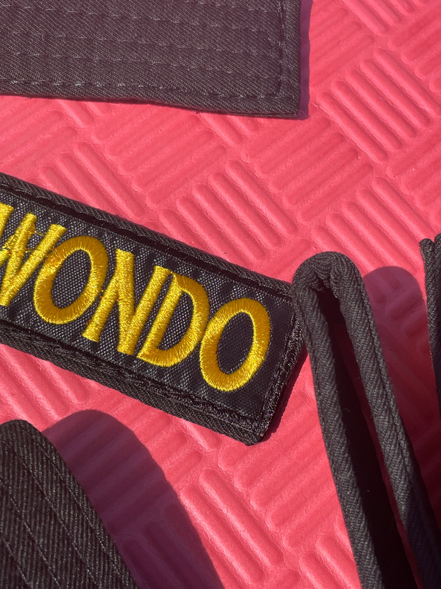 Лимитиран черен колан с бродерия BULGARIA